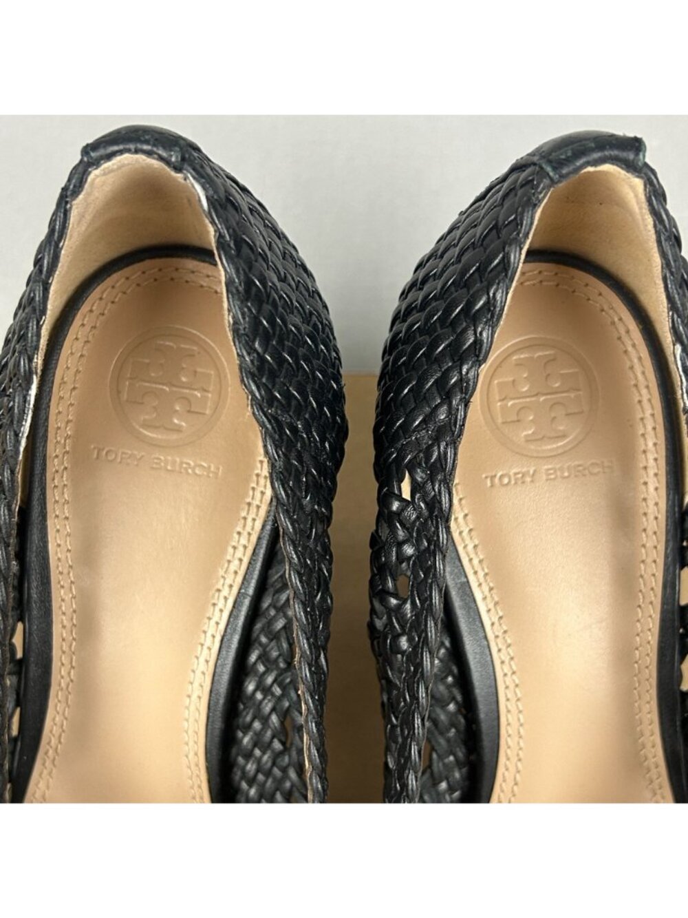 Tory Burch Grove Woven 100mm Pumps Womens 9.5 Black Leather Horseshoe Heel - Picture 8 of 10